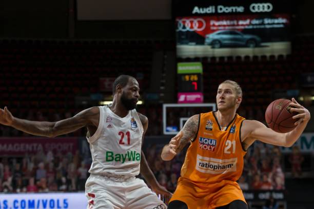 国乒迈向新 国乒迈向新