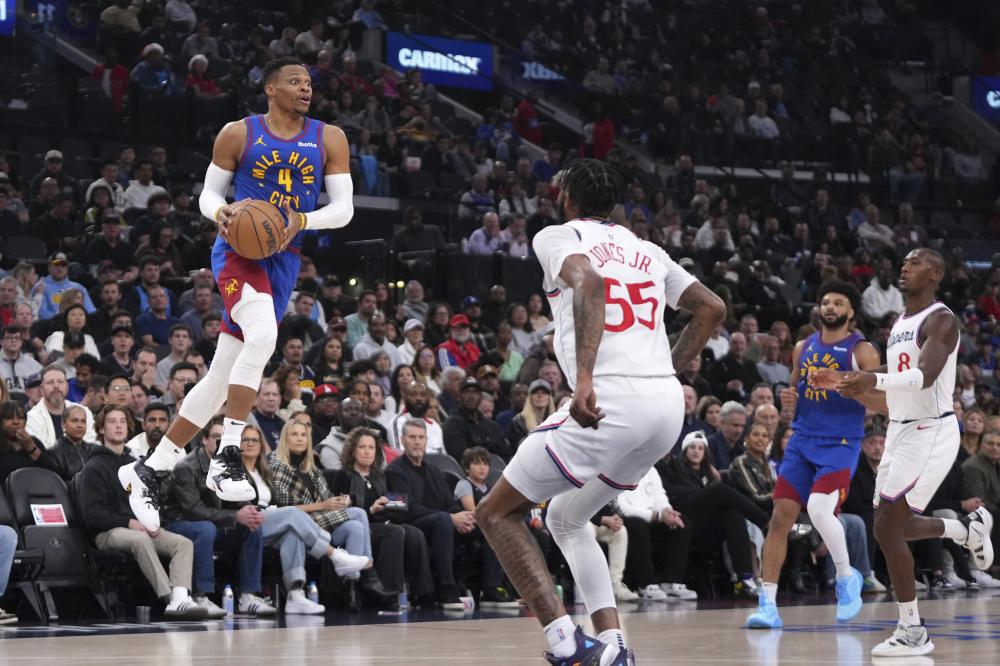 前三轮连胜 前三轮连胜