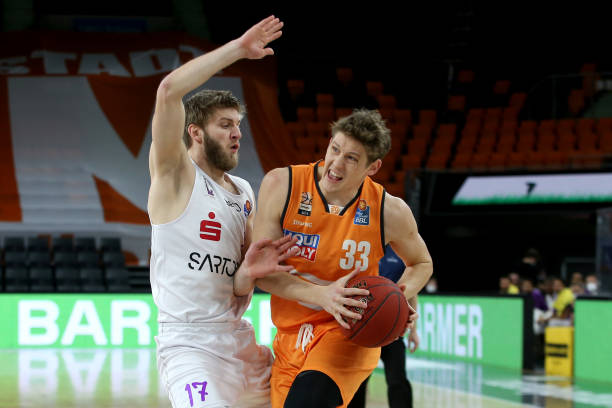 在热刺期间 在热刺期间