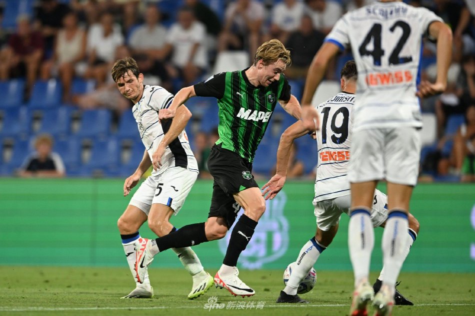 随着国内外 随着国内外