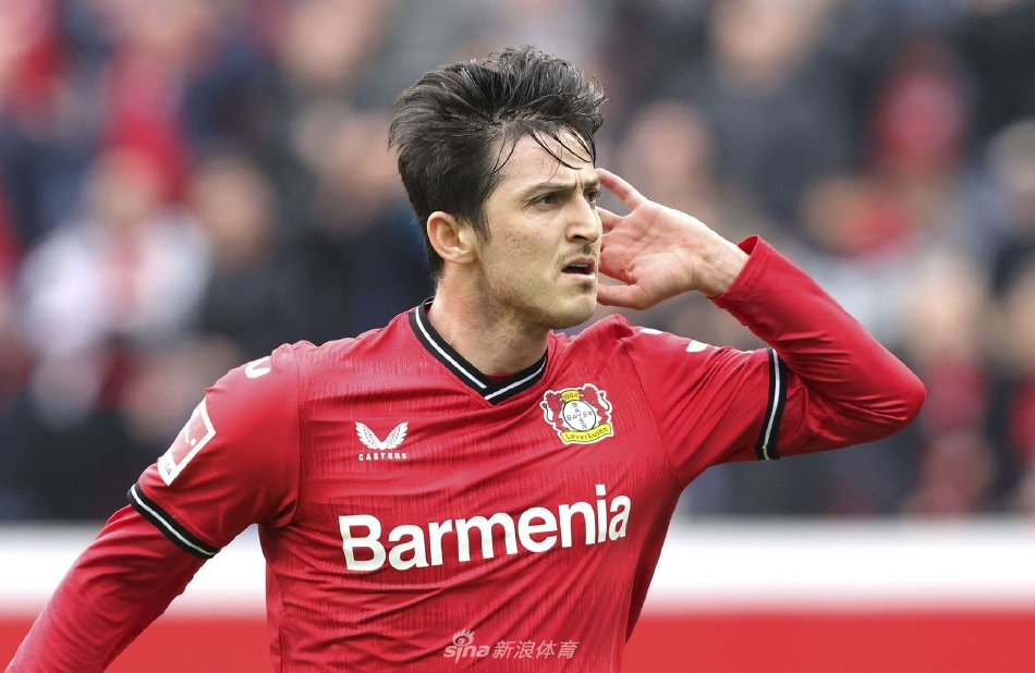 着对滑雪的 着对滑雪的